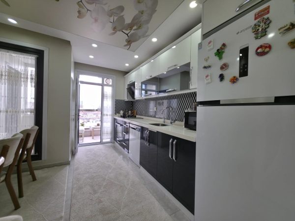 İSTANBUL SULTANGAZİDE SİTE İÇERİSİNDE 4+1 LÜKS SATILIK DAİRE - fotoğraf 12
